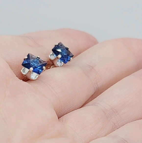 New Dark Blue Square CZ Earrings - Picture 2 of 6
